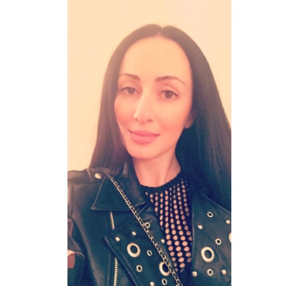 Meet your Posher, Inna